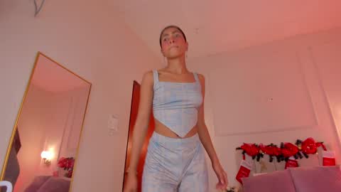 Snapshot of dani_skinny_ chatting on December 2024 11:36:01 AM Hi I am Dani online show from December 2024 11:36:01 AM