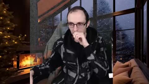 Snapshot of daniel9121 chatting on December 2024 10:49:01 AM Daniel9121 online show from December 2024 10:49:01 AM