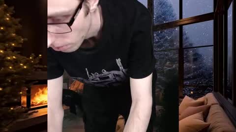 Snapshot of daniel9121 chatting on December 2024 09:00:02 PM Daniel9121 online show from December 2024 09:00:02 PM