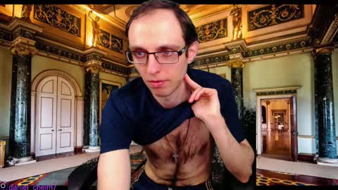 Snapshot of daniel9121 chatting on March 2025 12:22:01 PM Daniel9121 online show from March 2025 12:22:01 PM