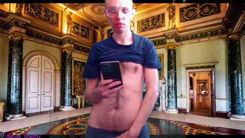 Snapshot of daniel9121 chatting on March 2025 10:07:02 AM Daniel9121 online show from March 2025 10:07:02 AM