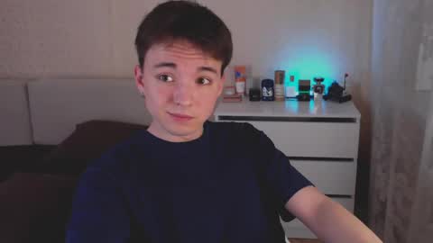 Snapshot of daniel_isaak chatting on May 2026 08:03:02 PM Daniel Jerry online show from May 2026 08:03:02 PM
