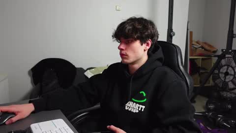 Snapshot of daniel_shawn chatting on January 2026 07:06:02 PM DANIEL SHAWN online show from January 2026 07:06:02 PM