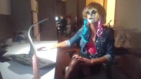 newcumer online show from December 2024 01:11:02 PM