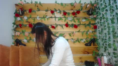 Snapshot of daniela_casallass chatting on February 2025 11:23:02 AM Daniela online show from February 2025 11:23:02 AM