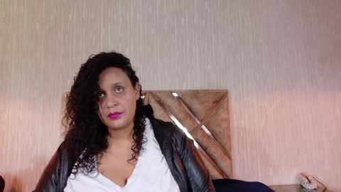 Daniela online show from September 2025 07:50:02 PM