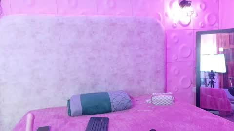 Daniela online show from October 2025 11:16:01 PM