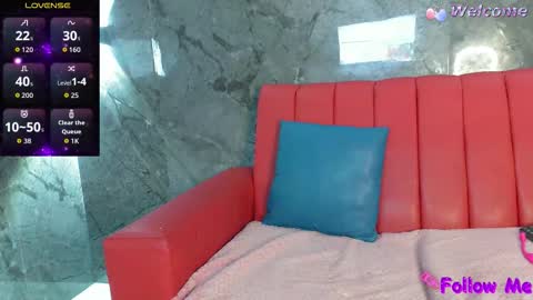 Daniela online show from November 2025 11:58:02 PM