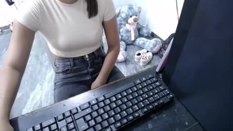 danielaa_foxx online show from July 2026 01:58:33 AM
