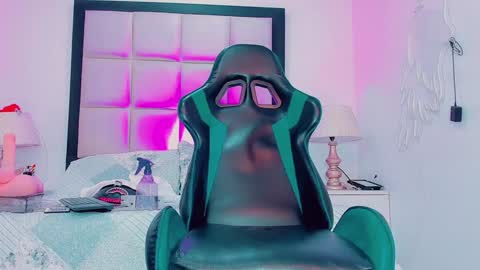 Snapshot of danielaadamss chatting on January 2025 05:31:02 AM Daniela online show from January 2025 05:31:02 AM