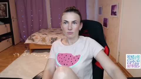 Snapshot of danielacooperx chatting on June 2026 07:17:02 AM Daniela Cooper online show from June 2026 07:17:02 AM