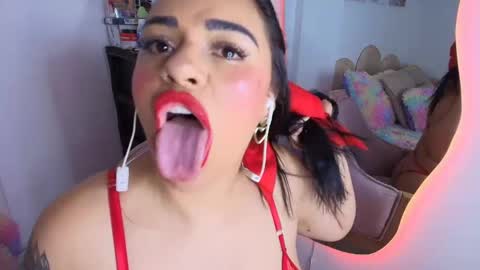 I think I will close this page please leave me a message if you want to know about me online show from October 2025 07:44:02 PM