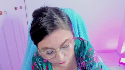 Daniela online show from November 2025 07:40:02 AM