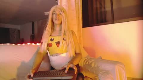 Snapshot of danielamay00 chatting on June 2026 08:07:02 AM danielamay00 online show from June 2026 08:07:02 AM
