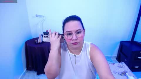 dayanna online show from March 2026 07:51:01 PM