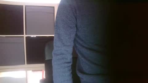 Snapshot of danielbt28 chatting on March 2025 09:29:01 AM danielbt28 online show from March 2025 09:29:01 AM