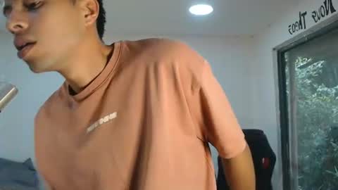 danielitopapii online show from October 2025 06:52:02 PM