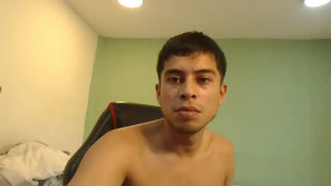 Snapshot of danielitopapii chatting on June 2026 05:17:02 PM danielitopapii online show from June 2026 05:17:02 PM