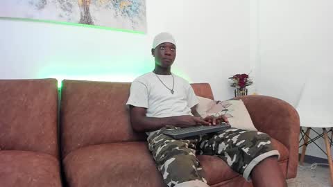 daniell_ferrari online show from January 2025 07:39:01 PM