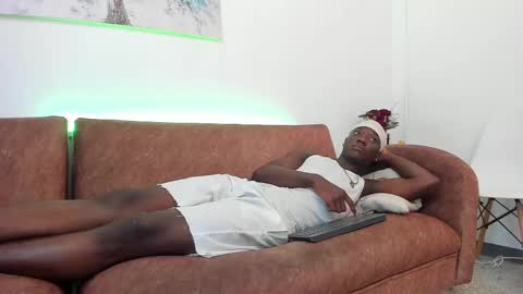 daniell_ferrari online show from January 2025 10:50:01 PM