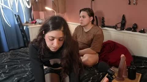 Sonya and  Tom online show from May 2026 02:45:01 PM
