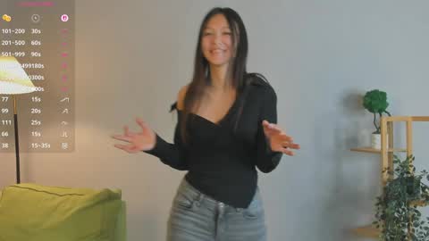 Snapshot of danielleschurg chatting on February 2026 07:11:01 PM Jessica online show from February 2026 07:11:01 PM