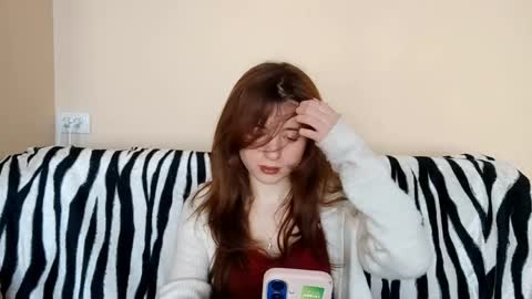 Snapshot of daniellevaulet chatting on April 2026 11:50:02 AM Mia online show from April 2026 11:50:02 AM