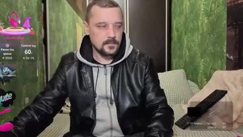 Snapshot of danielocool chatting on October 2025 08:12:01 AM DanieloCool online show from October 2025 08:12:01 AM