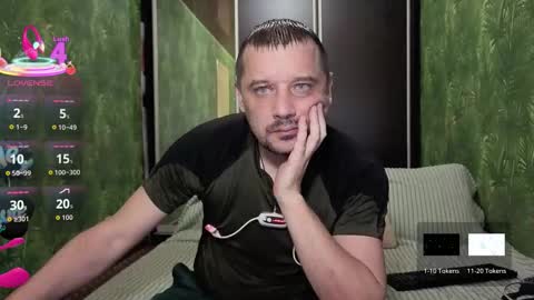 Snapshot of danielocool chatting on October 2025 07:10:02 AM DanieloCool online show from October 2025 07:10:02 AM