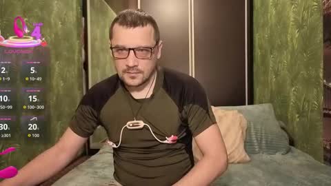 Snapshot of danielocool chatting on December 2025 07:17:01 AM DanieloCool online show from December 2025 07:17:01 AM