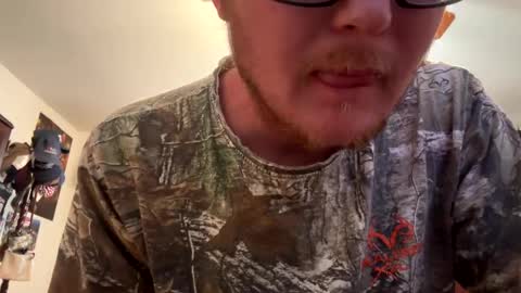 Daniel    y. online show from January 2025 10:01:02 PM