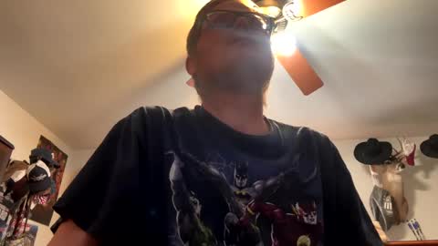 Daniel    y. online show from February 2025 07:31:02 PM