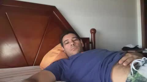 danieltalho23 online show from September 2025 11:43:01 AM