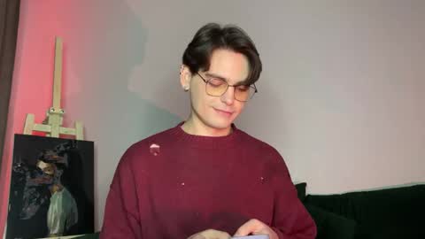 danieltuckerr online show from November 2025 08:42:01 PM