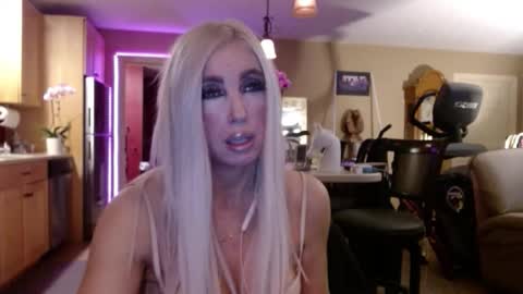DanikaWhite69 online show from December 2025 10:35:02 AM