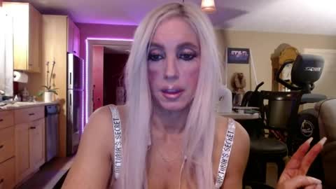 DanikaWhite69 online show from April 2026 02:56:01 PM