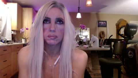 Snapshot of danikawhite69 chatting on July 2026 01:37:02 PM DanikaWhite69 online show from July 2026 01:37:02 PM