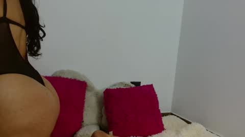 danilove online show from November 2025 01:24:01 PM