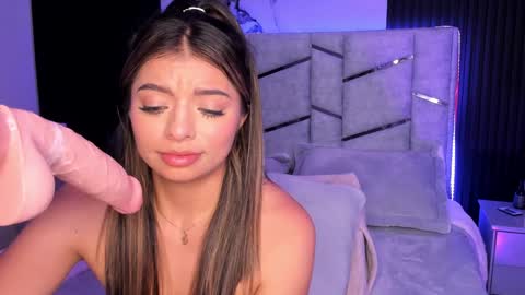 Snapshot of daniphoenixx chatting on January 2025 01:24:01 AM Dani Phonenix online show from January 2025 01:24:01 AM