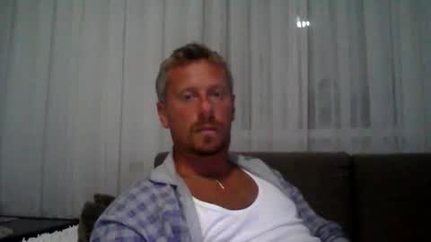 Snapshot of danisami12345 chatting on September 2025 09:40:02 PM daniel online show from September 2025 09:40:02 PM