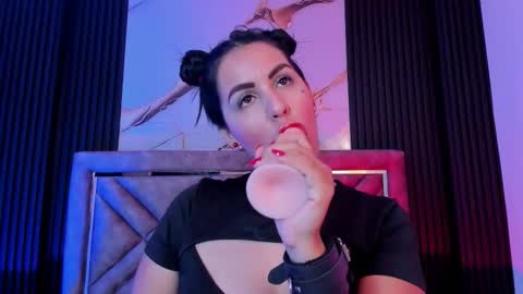 Dani whatson online show from October 2025 03:47:01 AM