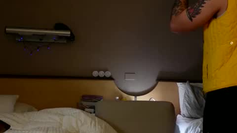 Snapshot of dankfuckcouple chatting on December 2024 01:22:01 AM dankfuckcouple online show from December 2024 01:22:01 AM