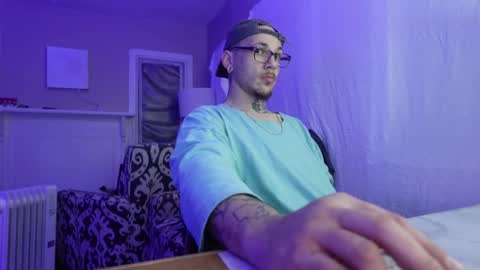 Snapshot of dankfuckcouple chatting on February 2025 09:15:01 AM dankfuckcouple online show from February 2025 09:15:01 AM