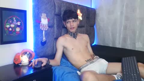 Snapshot of dann_brown chatting on December 2024 04:20:02 AM Dann Brown online show from December 2024 04:20:02 AM