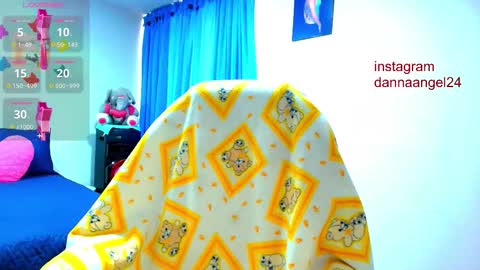 Snapshot of danna_angel chatting on November 2025 08:49:01 PM Danna online show from November 2025 08:49:01 PM