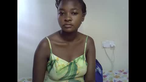 Snapshot of danna_miki chatting on November 2025 12:05:02 PM danna_miki online show from November 2025 12:05:02 PM