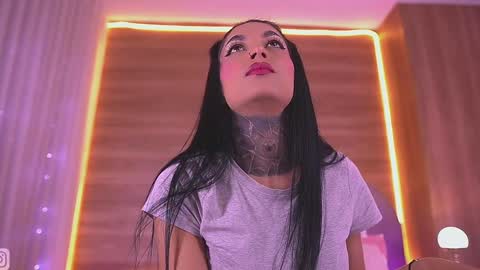 Danna Berlin  online show from February 2026 07:25:02 PM