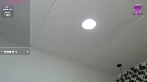 Snapshot of dannaberlin_0 chatting on March 2025 03:40:01 PM dannaberlin_0 online show from March 2025 03:40:01 PM