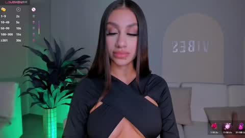 Snapshot of dannacruz_ chatting on March 2025 01:38:02 PM Danna Cruz online show from March 2025 01:38:02 PM