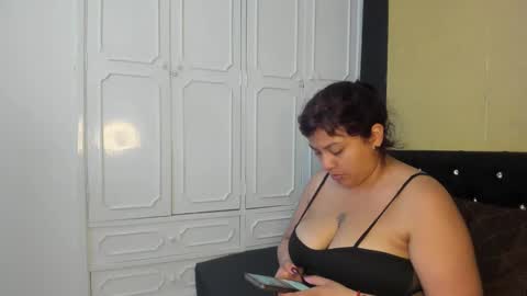 Danna Garza online show from February 2025 04:31:01 AM